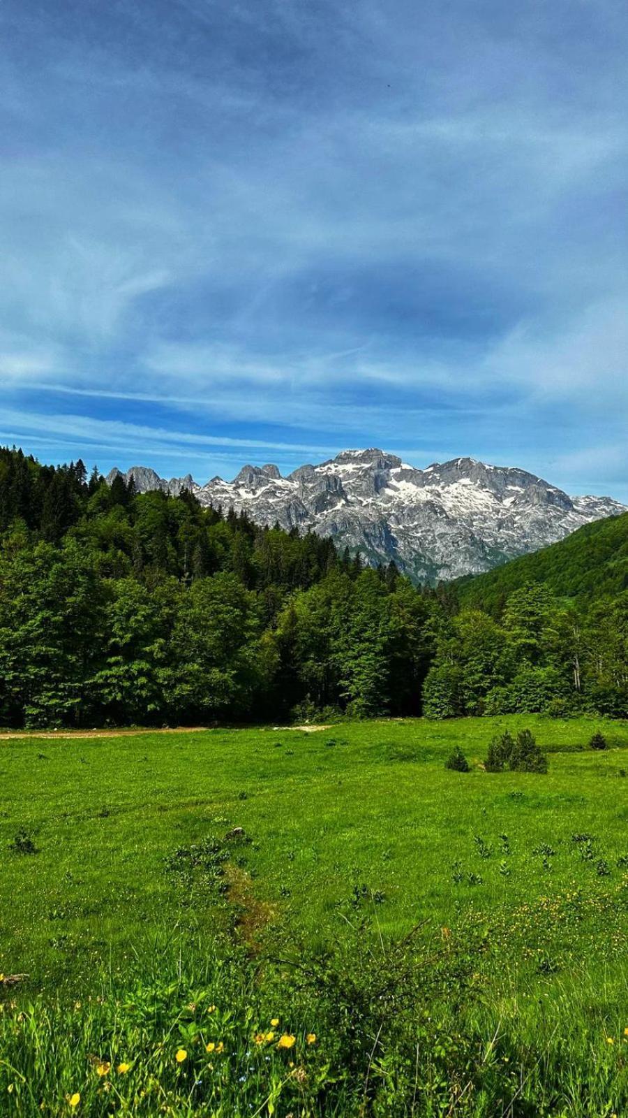 Hotel Tradita Valbone Dış mekan fotoğraf